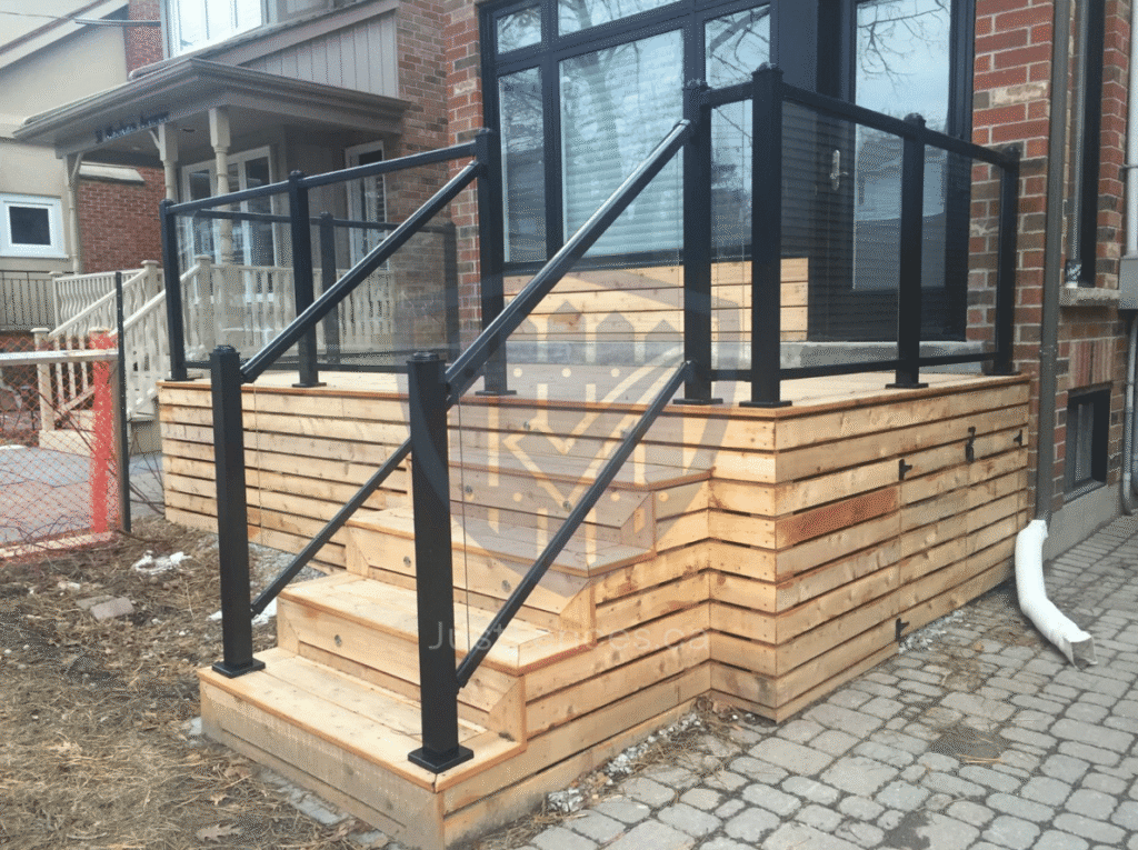 deck builder Toronto